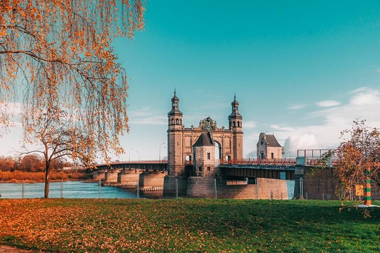 Не просто поездка — это утро, когда ты становишься частью истории