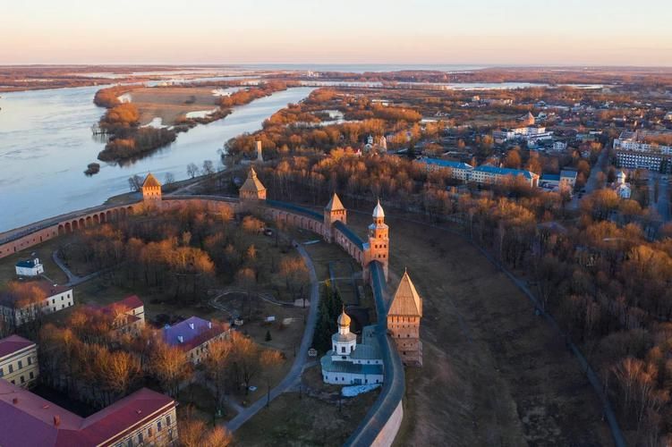 Автобус| В краю былинных героев: открытие Древнего Торга