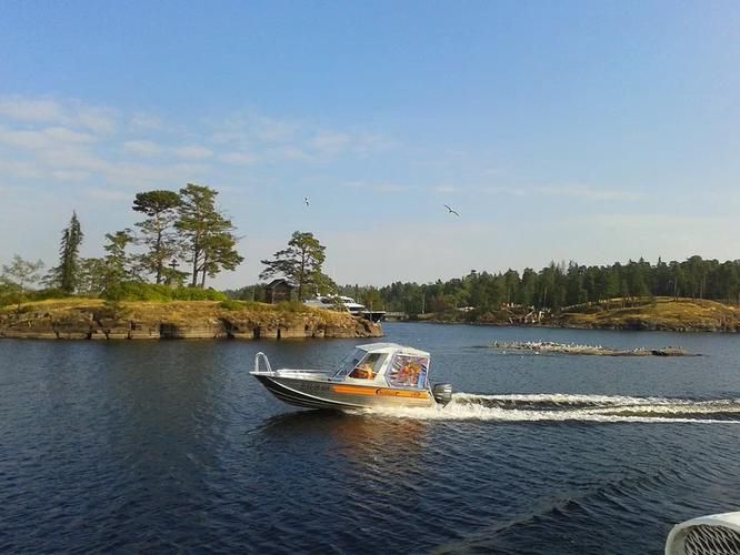 Карелия: где каждый узор на дереве