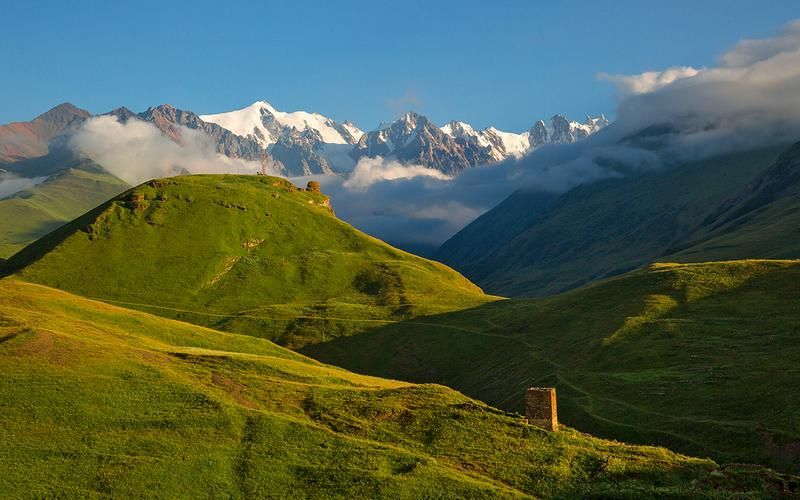 Путешествие между скалами, кострами и танцами