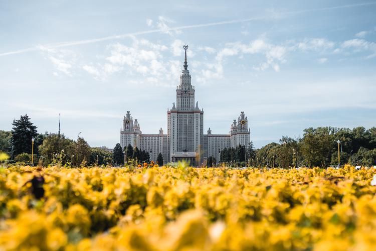 Поезд| Душа Москвы: истории и улицы из Санкт-Петербурга