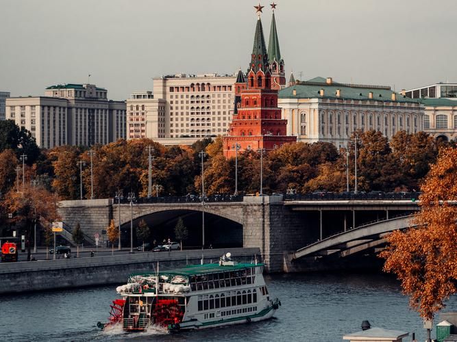 В Москву на День Победы (промо)