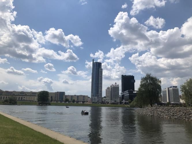 Вдохновение в камне и воде: Путешествие по сердцу Беларуси