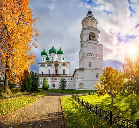 Автобус | Провинциальное очарование: вдоль Волги и Мсты к Ростовскому кремлю из Санкт-Петербурга